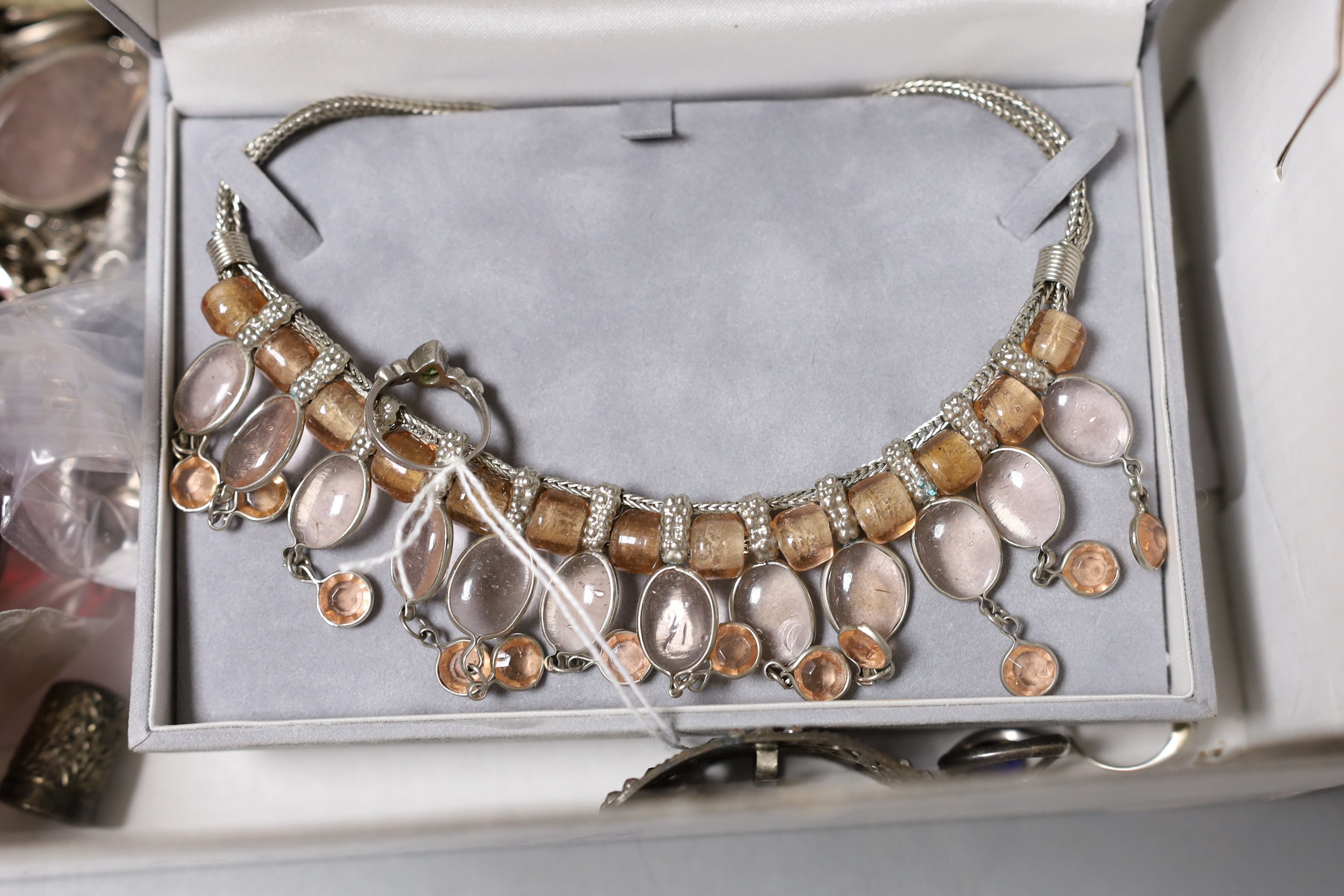 Assorted costume jewellery etc, including a silver mounted ruby glass scent bottle.